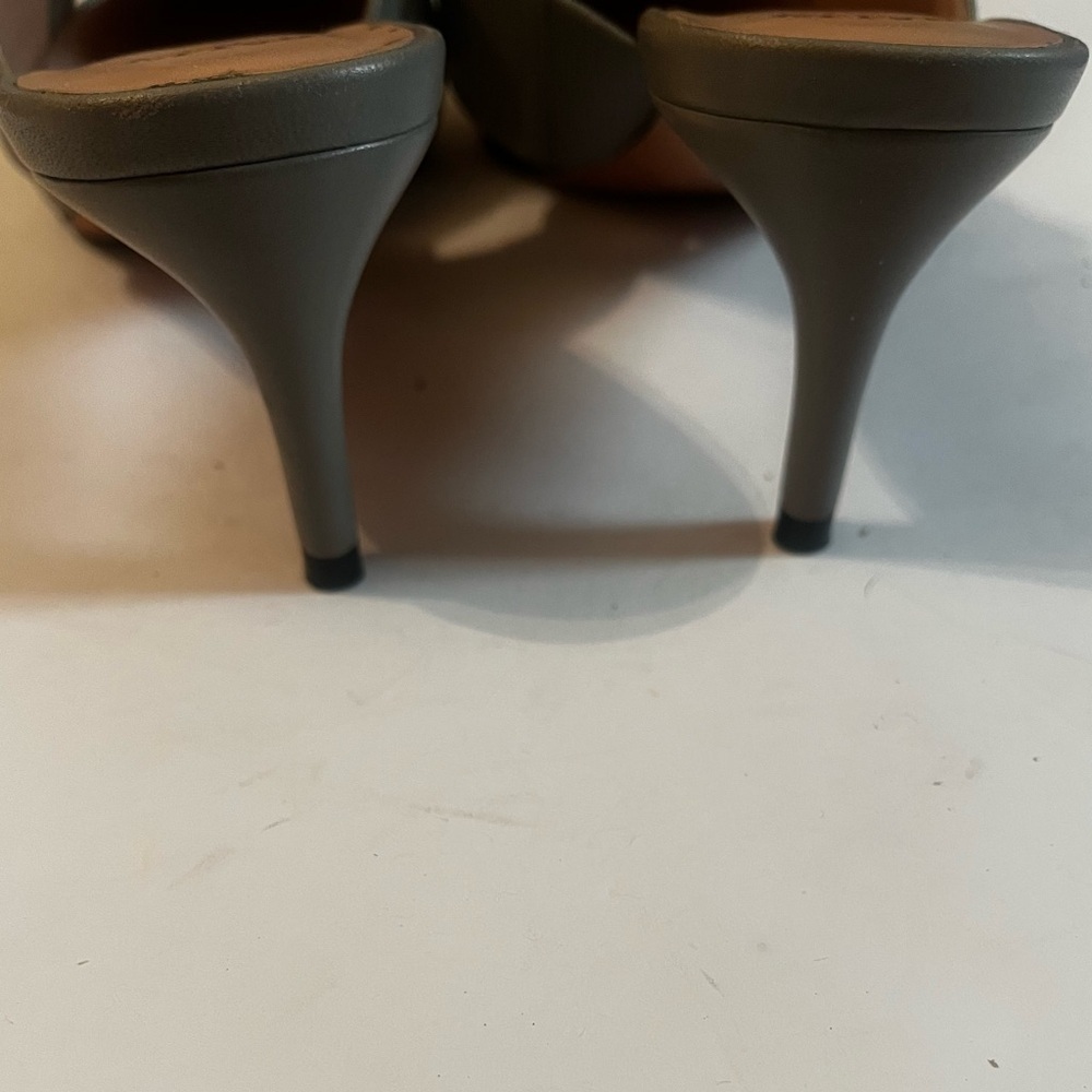 Bally Jemima buckle-detail mules Gray Kitten Heel Sz 37 US 7 Women - Picture 2 of 12
